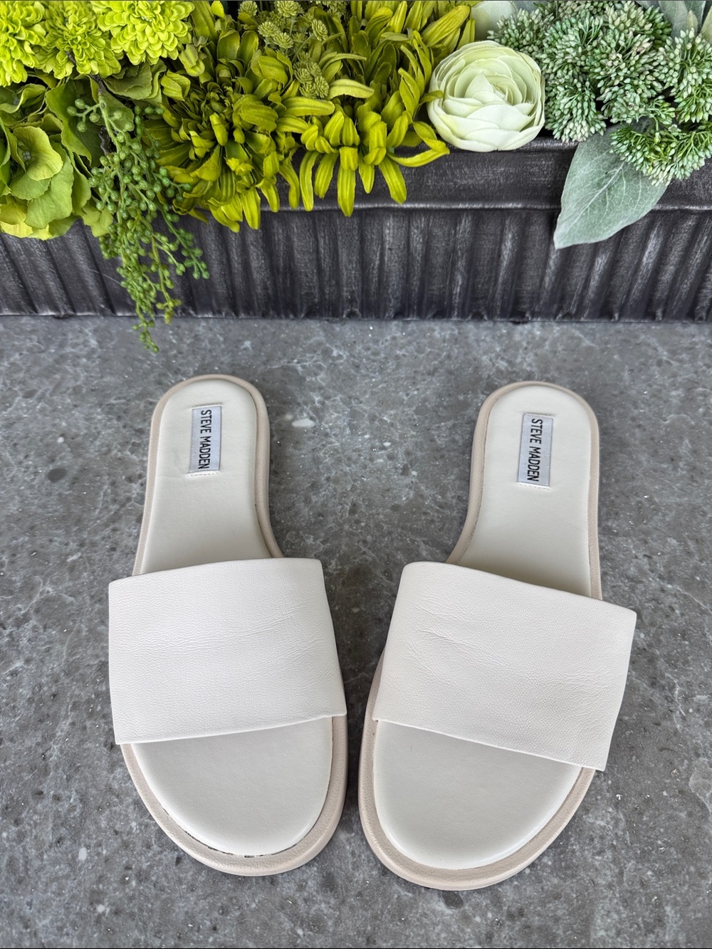 Steve Madden Cream Wide-Strap Slide Sandals